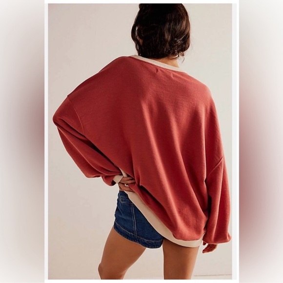NWT Free People Classic Crew Colorblock Sweatshirt In Warmstone Combo - Picture 3 of 5